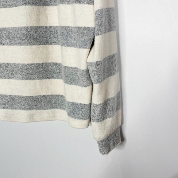 Hem & Thread Medium M Cream Gray Wide Striped Waffle Knit Pullover Sweater Crew - Picture 5 of 7